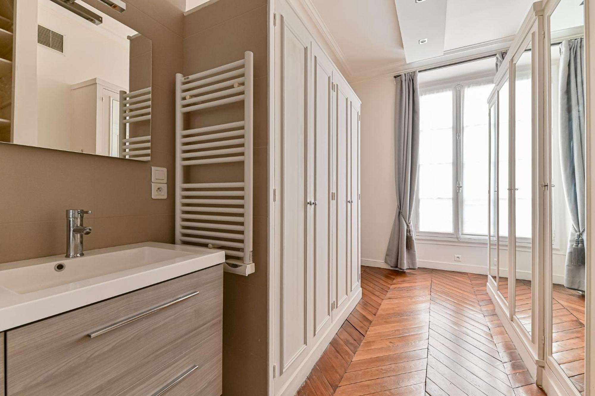 Appartement De Luxe - Assemblee Nationale Paris Eksteriør bilde