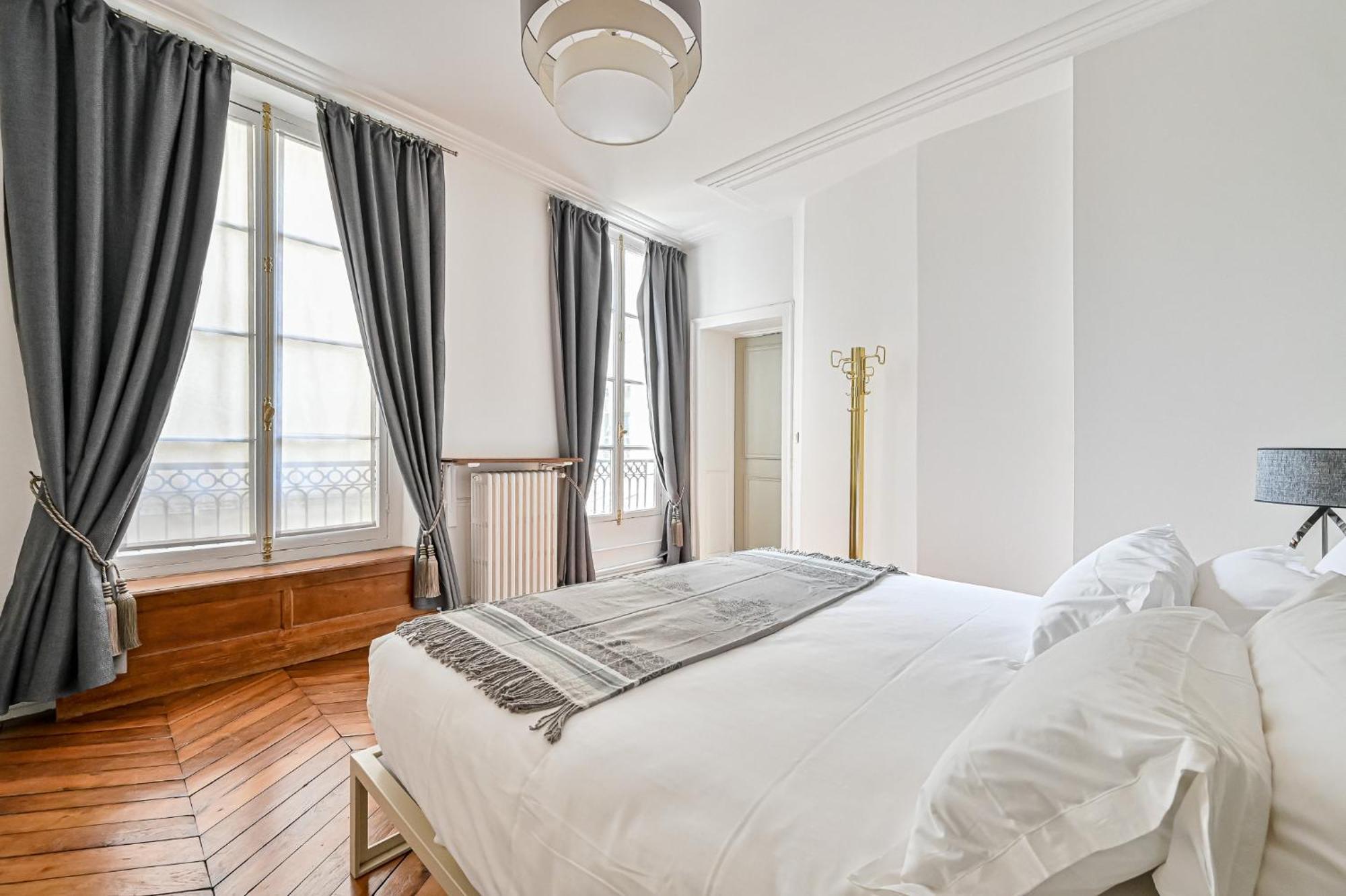 Appartement De Luxe - Assemblee Nationale Paris Eksteriør bilde